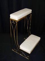 Single Gold Kneeling Bench